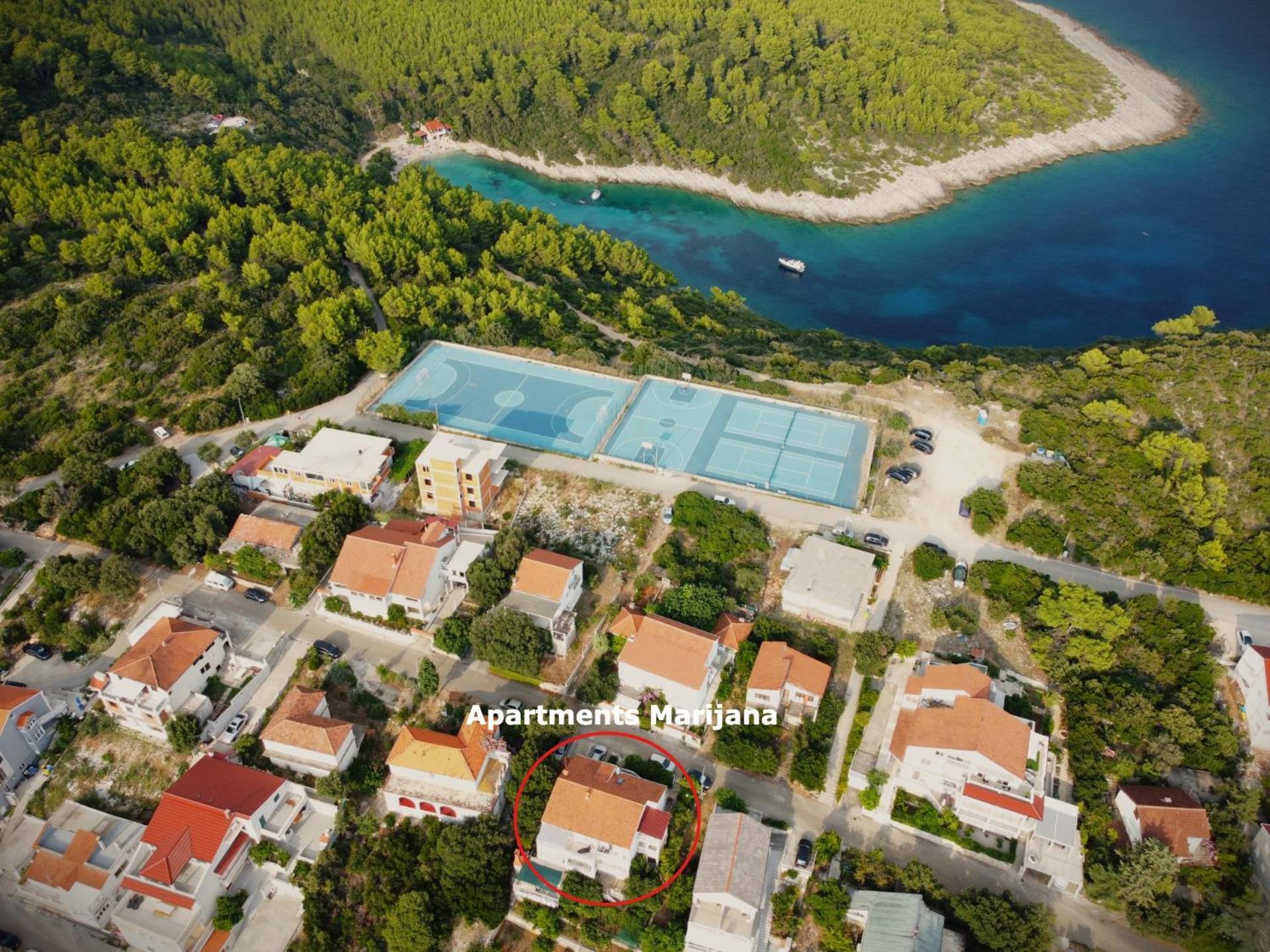 Apartments Marijana Zavalatica Bagian luar foto