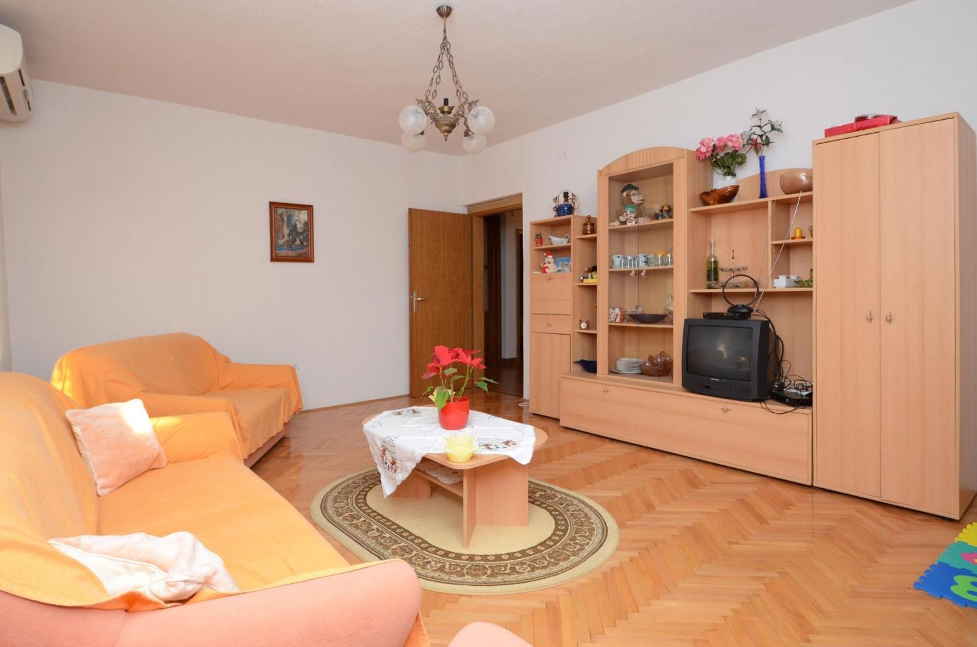 Apartments Marijana Zavalatica Bagian luar foto